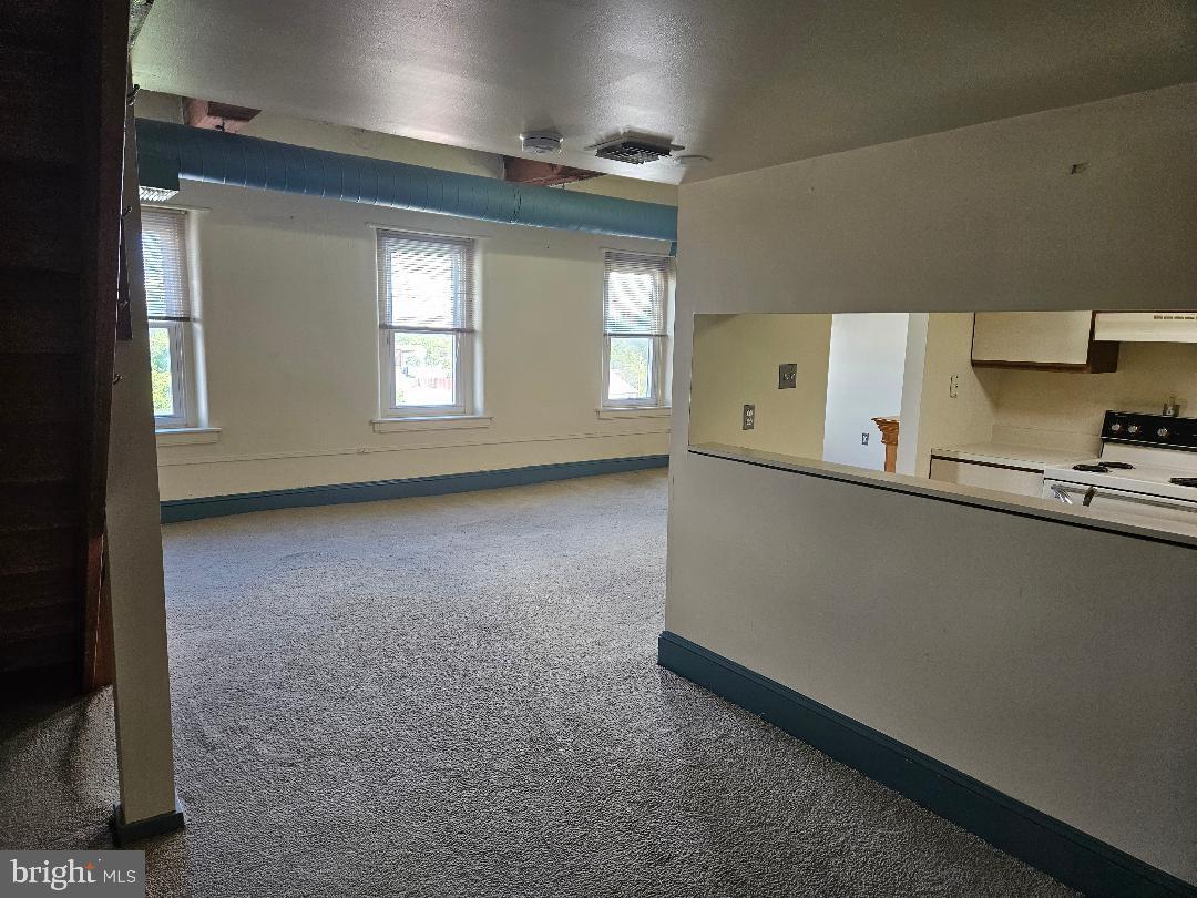 Foto principal - 350 Main St