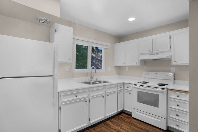 Interior Photo - Live the Point Loma Dream!