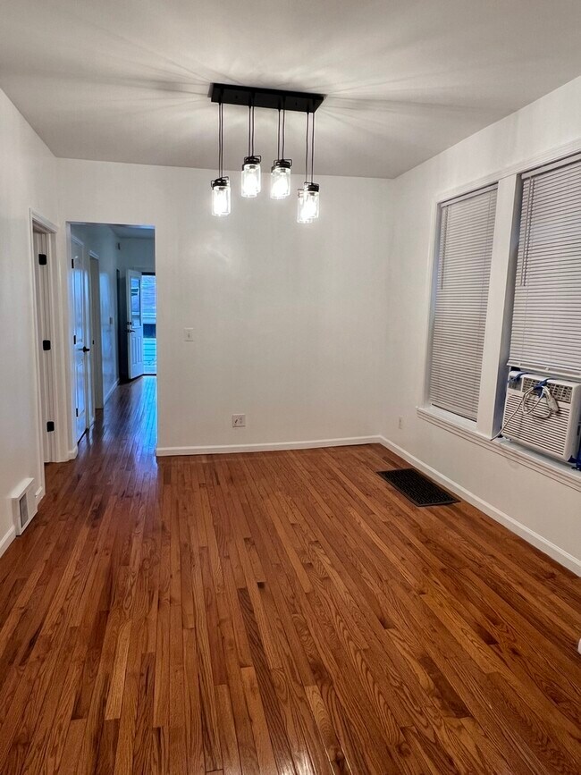 Foto del edificio - 3511 W Beach Ave