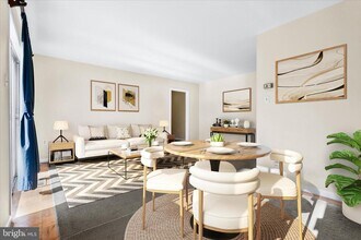 Building Photo - 10631 Weymouth St