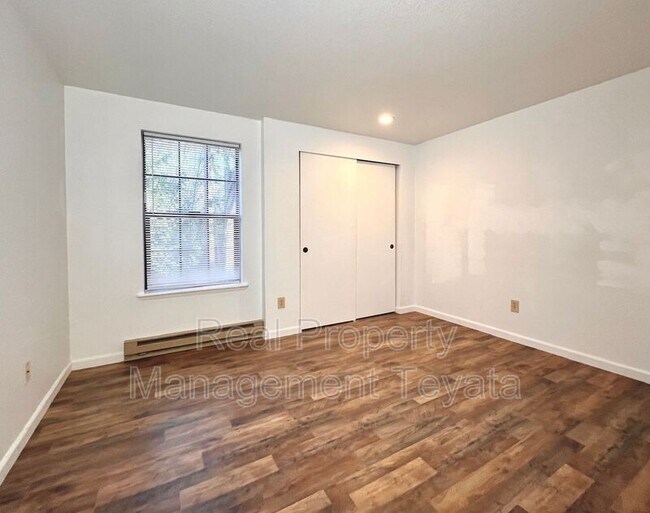 Foto del edificio - 1334 Puget St