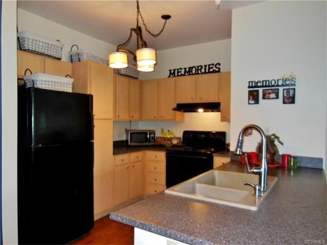 Cocina - 624 Bristol Village Dr