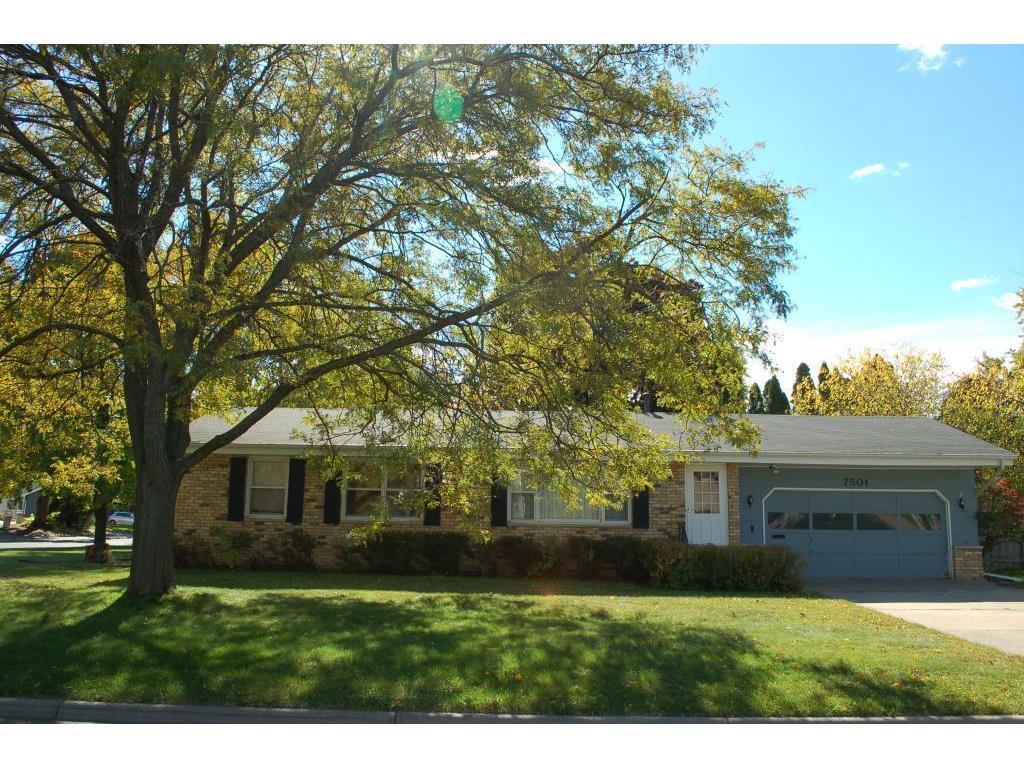 Primary Photo - 7501 Knoll St