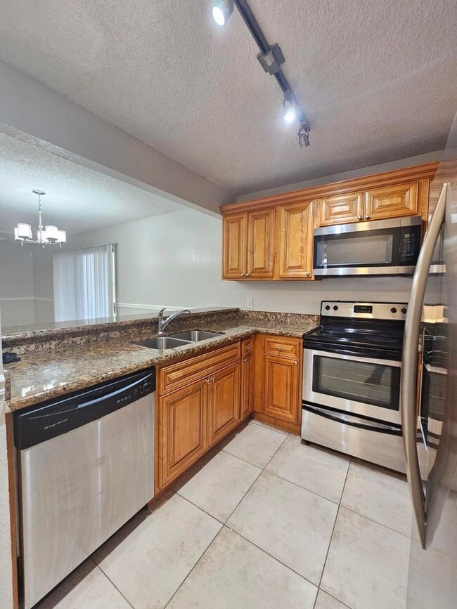 Building Photo - 1700 Windorah Way
