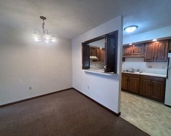 Foto del edificio - 509 Oak Glen Dr