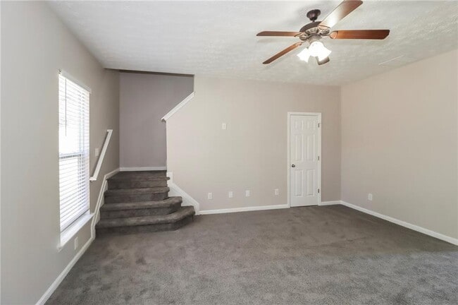 Building Photo - 6208 Shenfield Ln