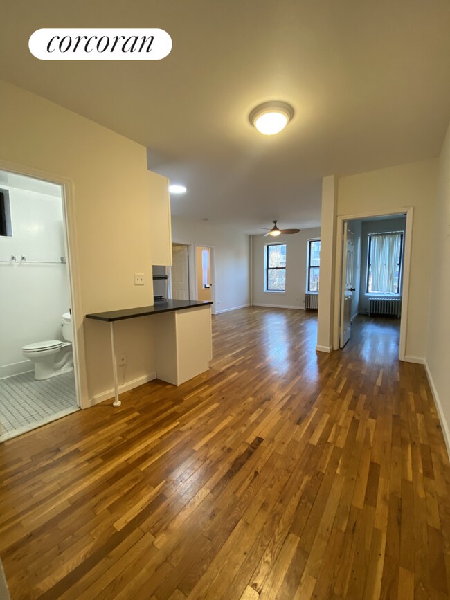 Foto del edificio - 26 Butler Pl
