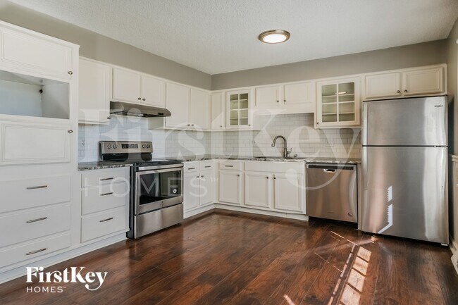 Foto del edificio - 10040 NW Blum Rd