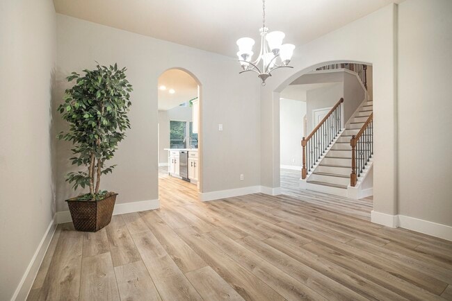 Building Photo - 210 Black Swan Pl