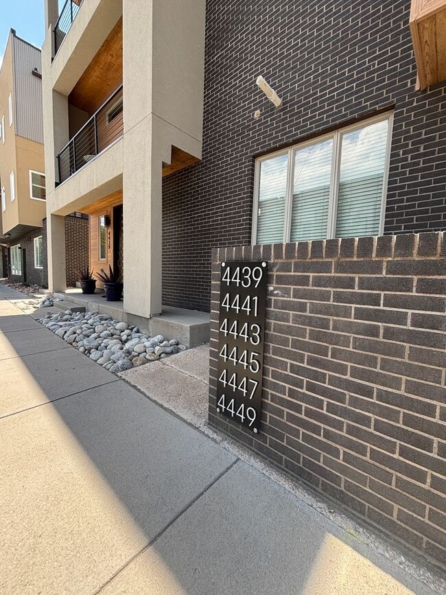 Building Photo - 4447 Tennyson St