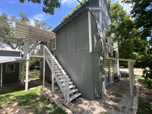 Foto del edificio - 2704 Palomino Dr