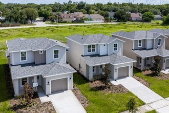 Building Photo - 5365 Vista Lago Dr