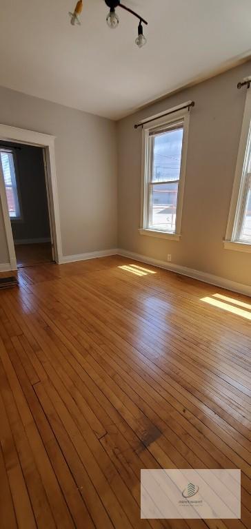 Primary Photo - 2069 N Leavitt St