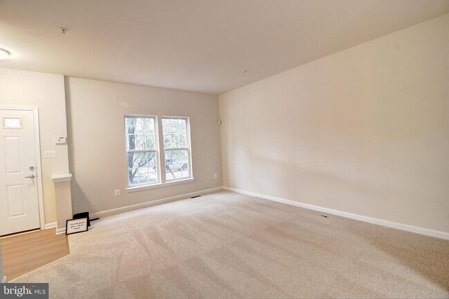 Foto del edificio - 1802 Wheyfield Dr