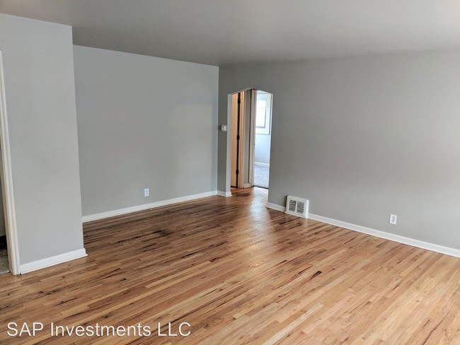Building Photo - 4 br, 2 bath House - 2285 Hanover St
