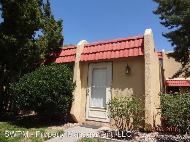Building Photo - 5209 Camino Del Sol NE
