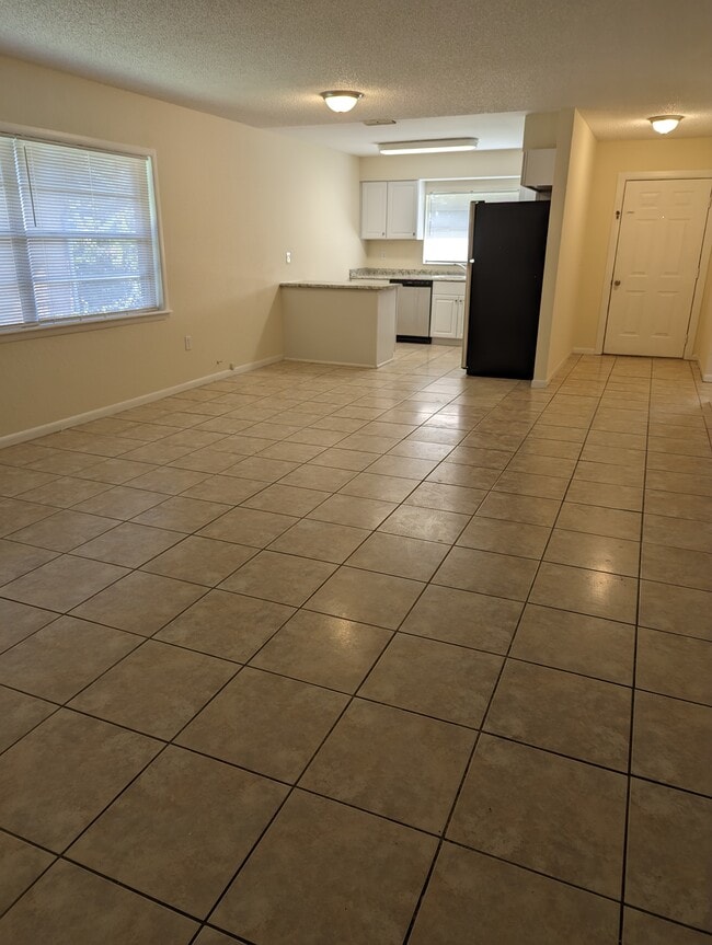 Building Photo - 4506 Highland Ln