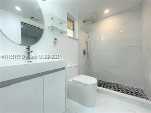 Foto del edificio - 2 br, 1 bath Condo - 1245 Pennsylvania Ave...