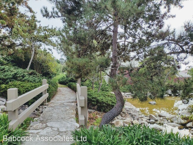 Building Photo - 3 br, 2.5 bath House - 79 Cresta Verde Dr.