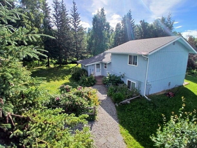 Building Photo - 15160 E Robin Ln