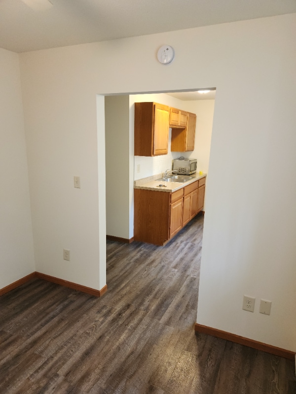 Building Photo - 1086 Como Pl