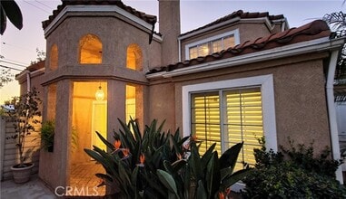 Building Photo - 14644 Bella Courte