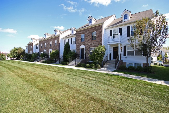 Building Photo - 7404 Cayman Ln