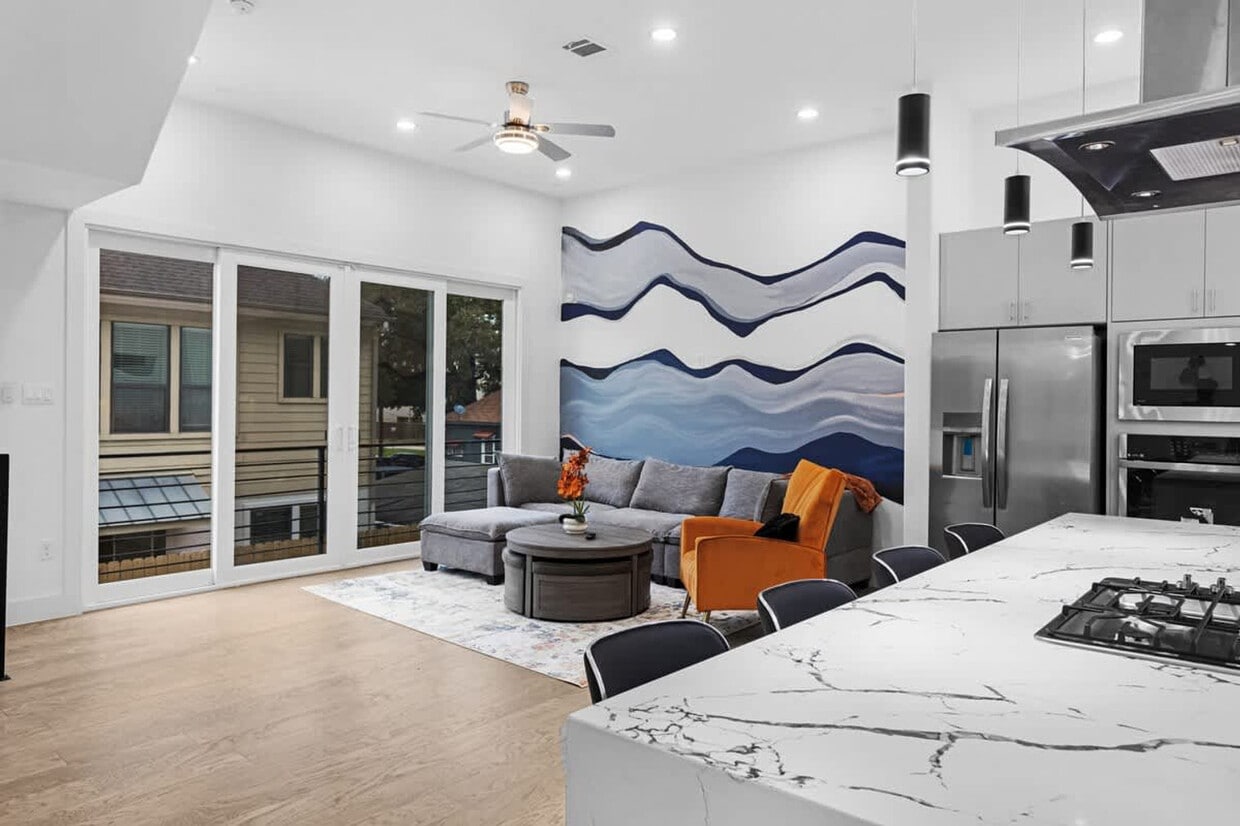 Foto principal - 2109 McGowen St