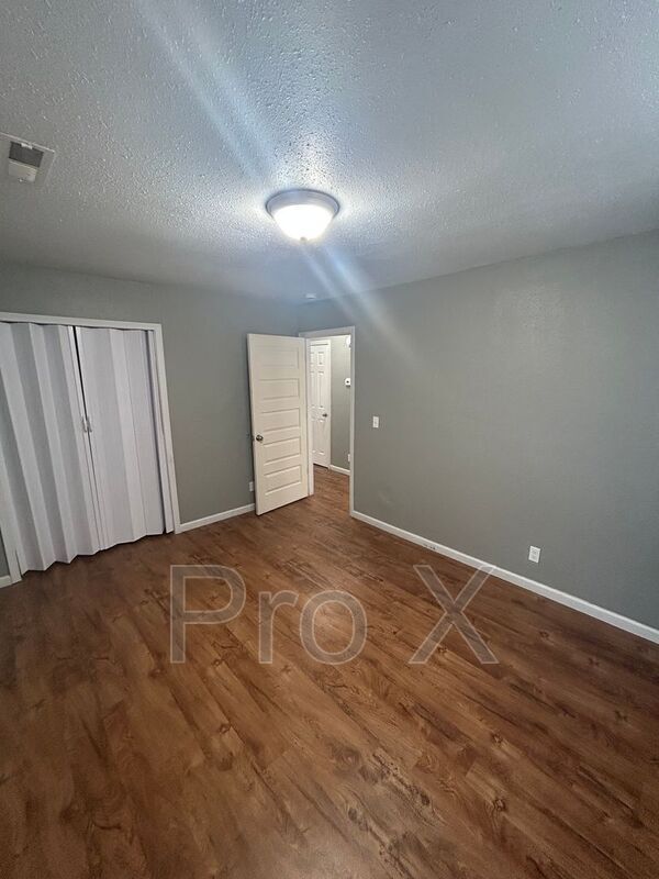 Foto del edificio - 405 Park St