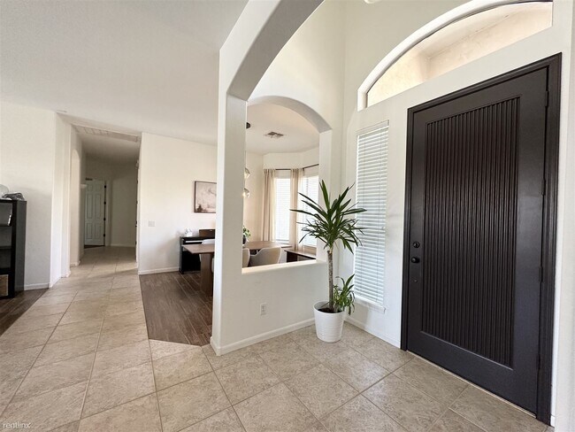 Foto del edificio - 3 br, 2 bath House - 28814 North 49th Way