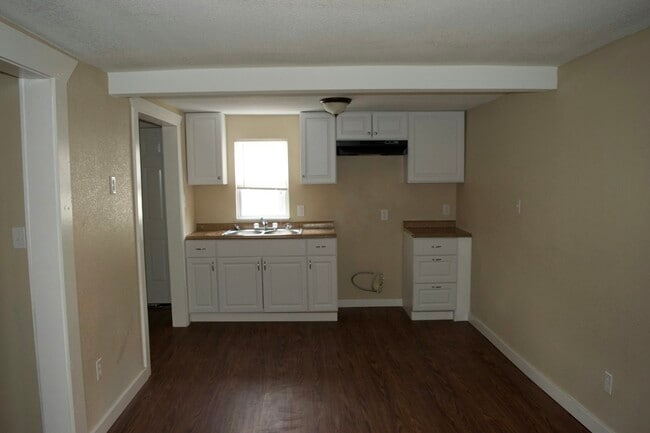 Foto del edificio - 521 S Polaris