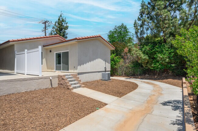 Foto del edificio - 12111 18th St