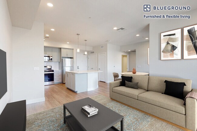 Foto del edificio - 825 S Myrtle Ave