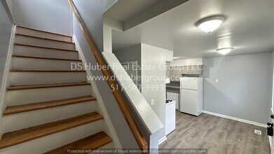 Building Photo - 827 Vincent Ct