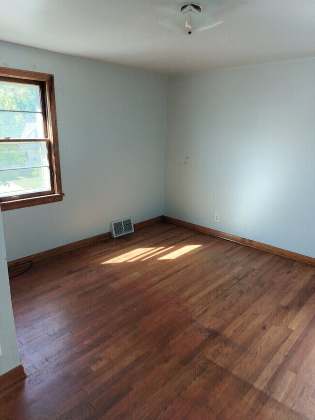 Foto del edificio - 4013 E 151st St