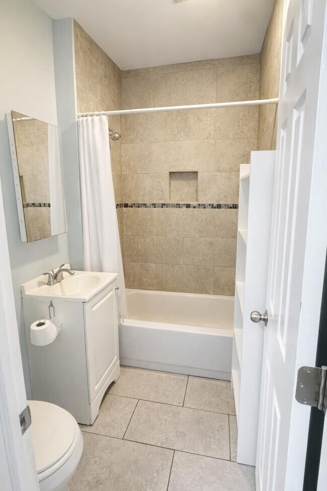 Foto del edificio - 100 Rosa Parks Blvd