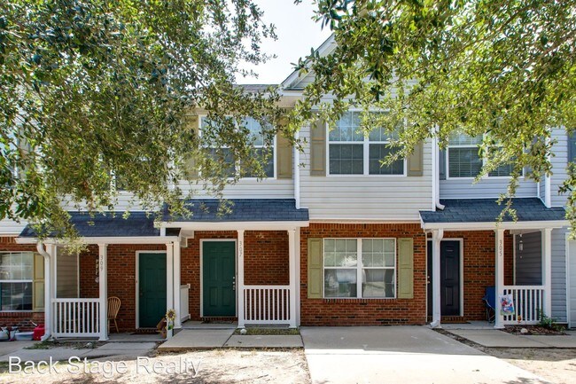 Building Photo - 3 br, 2.5 bath House - 307 Crooked Pine Trail