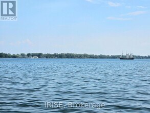 Building Photo - 1 Edgewater Dr