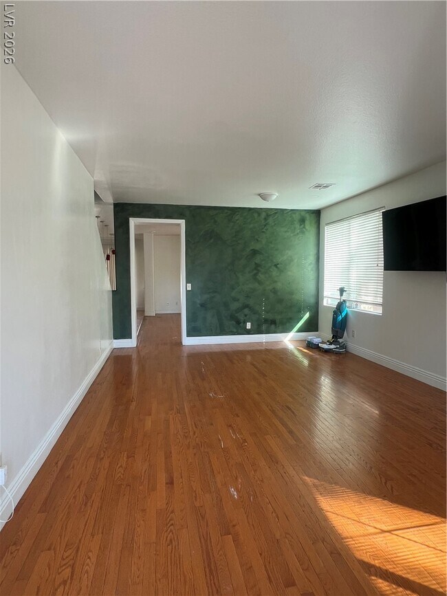 Foto del edificio - 6308 Peach Orchard Rd