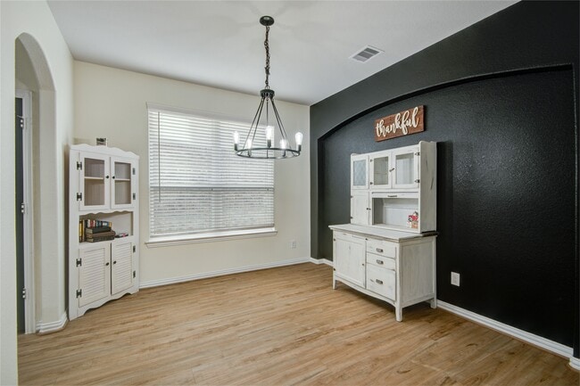 Building Photo - 5312 Latigo Ct