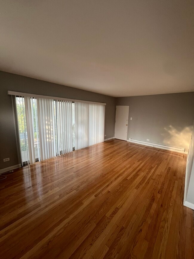 Building Photo - 3125 W 79th St