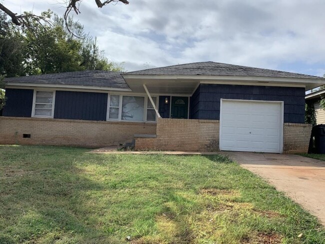 Photo - 1540 NE 39th St House