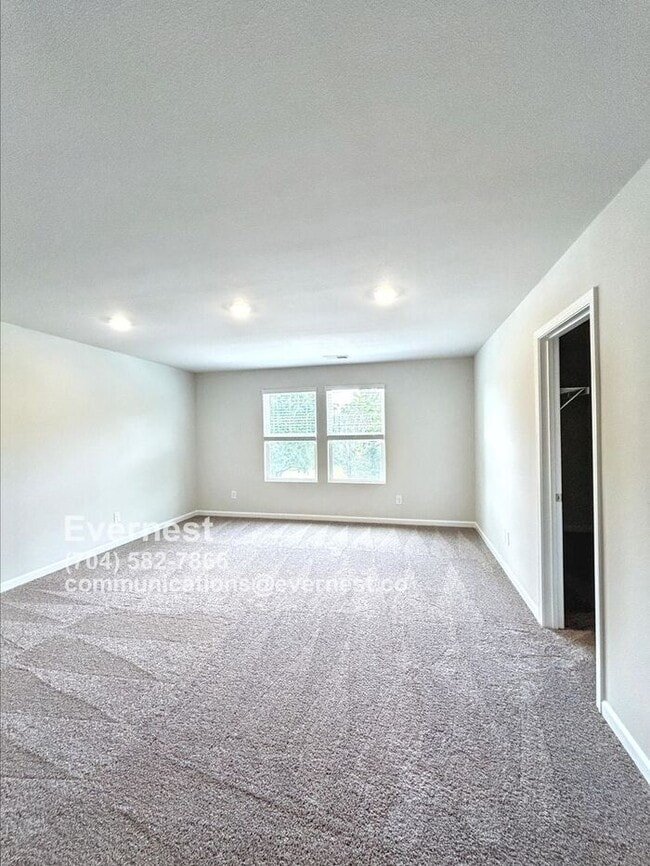 Building Photo - 2174 Willow Gln Dr
