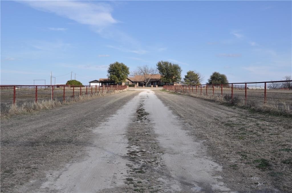 Primary Photo - 11001 Granbury Hwy