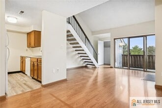 Building Photo - 1607 Aspen Dr