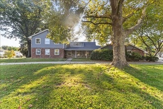 Building Photo - 1331 Armstrong Rd
