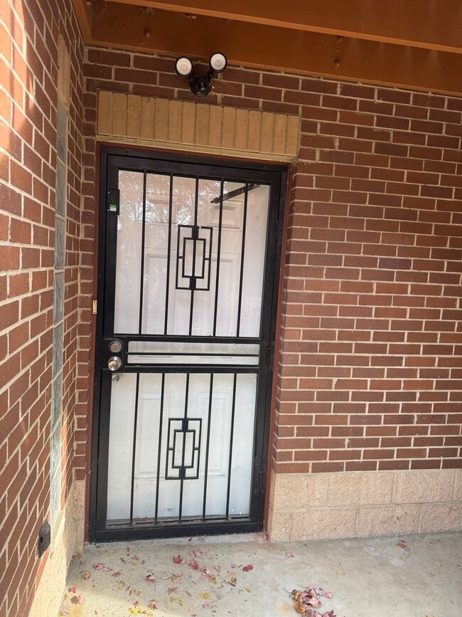 Foto del edificio - 7653 S Green St