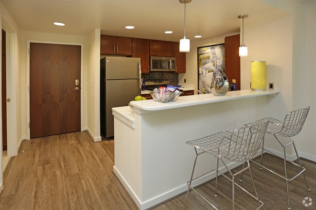 Virginia Square Towers Apartments Arlington, VA