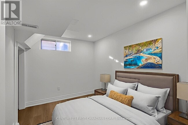 Photo du bâtiment - 1248 Sorrel Rd