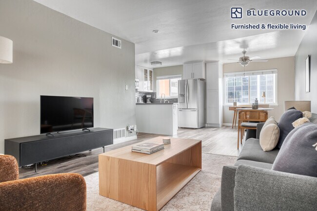 Foto del edificio - 710 Laurel Ave